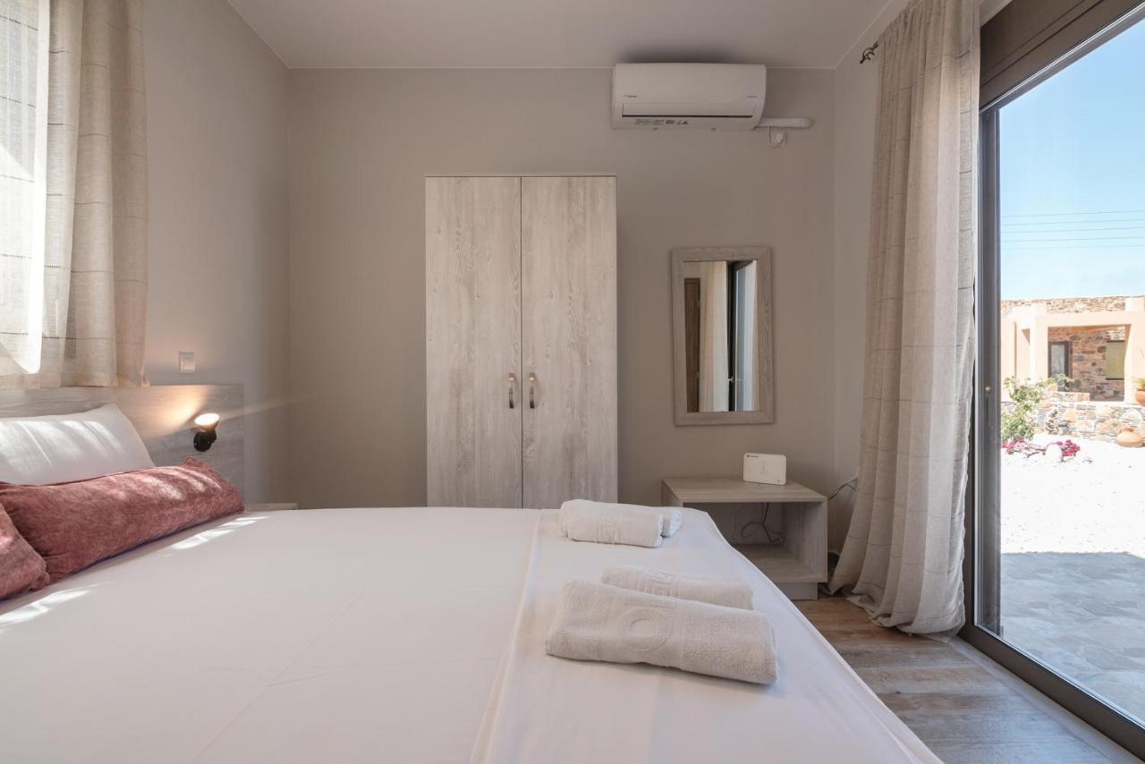 Pink Sand Villas Ájosz Pandeleímonasz Kültér fotó